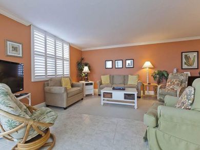 Siesta Key Vacation Rental Condo with Great Amenities